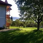 Attersee Gartenvilla 4*