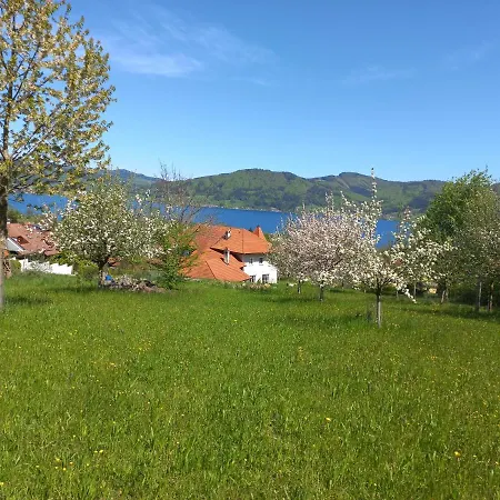 Casa de hóspedes Attersee Gartenvilla