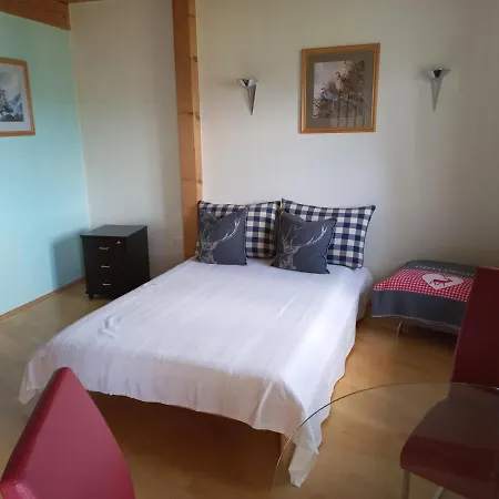 Πανσιόν Attersee Gartenvilla 4*