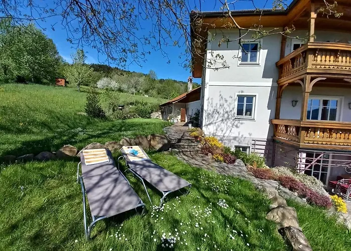 Attersee Gartenvilla Konukevi Nussdorf am Attersee