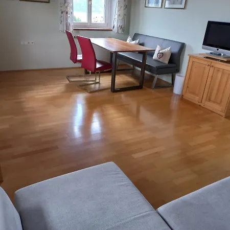 Attersee Gartenvilla 4*